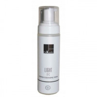 Ніжна пінка, що очищає вітамінами E + C Доктор Кадір Light E + C Gentle Cleansing Foam Dr. Kadir
