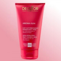 Молочко-автозагар SPF8 для обличчя і тіла Деклеор Lait Autobronzant SPF8 Decleor