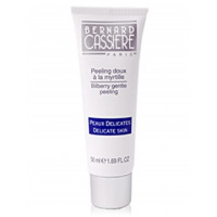 Легкий пілінг з чорницею для чутливої шкіри Бернард Кассьер Gentle exfoliation with blueberries for sensitive skin Bernard Cassiere