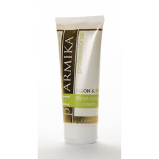 Зволожуючий крем з вітамінним комплексом Фарміка Мoisturizing cream pHarmika