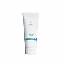 Глибоко зволожуючий і пом'якшувальний крем з 30% сечовиною Клара 30% Urea Foot Cream Clarena