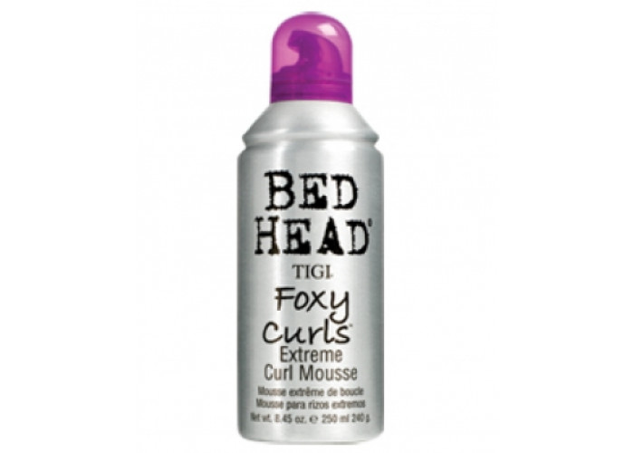 Мус для кучерявих волосся Тіджі Bed Head Foxy Curls Extreme Curl Mousse Tigi